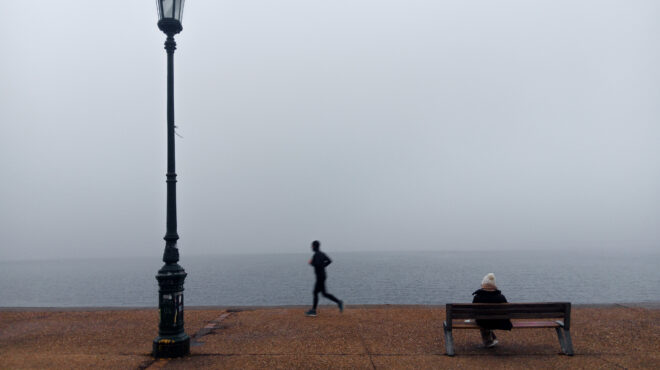 καιρός-στους-19-βαθμούς-η-θερμοκρασία-σ-563431375