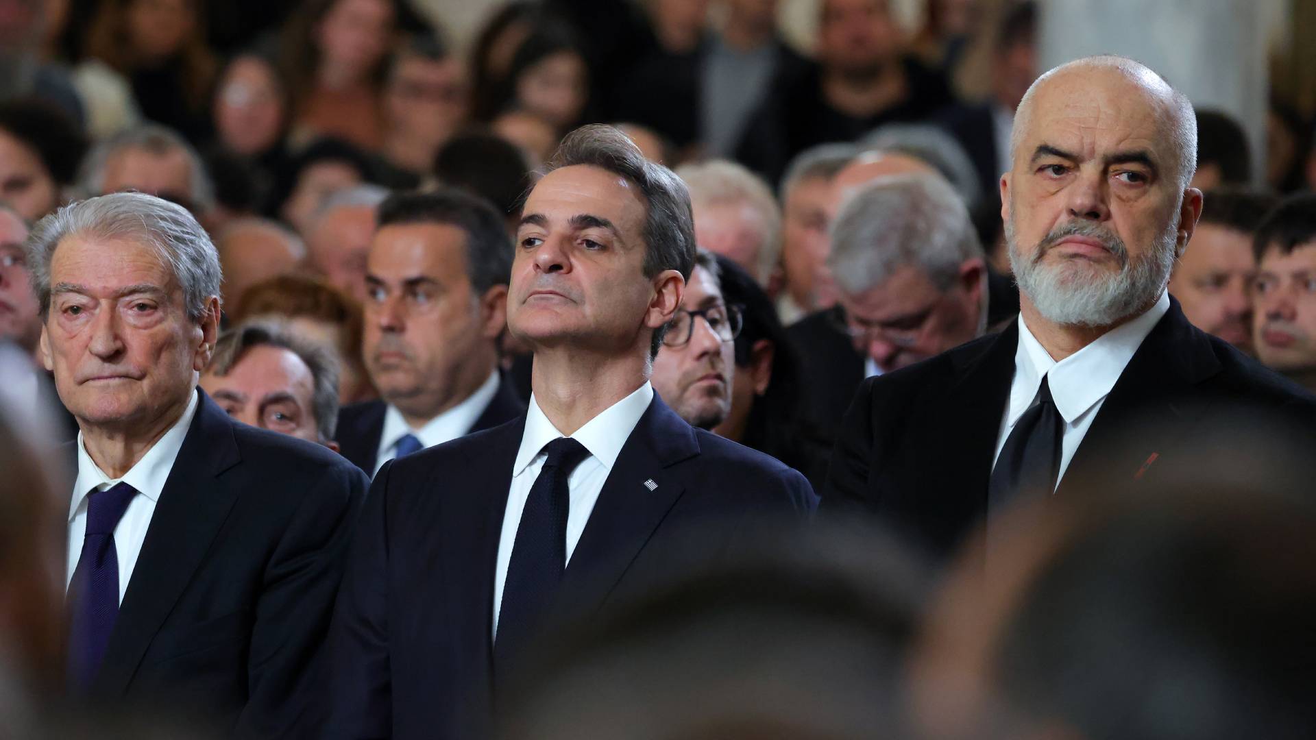 Το τελευταίο αντίο στον μακαριστό Αρχιεπίσκοπο Αναστάσιο-2