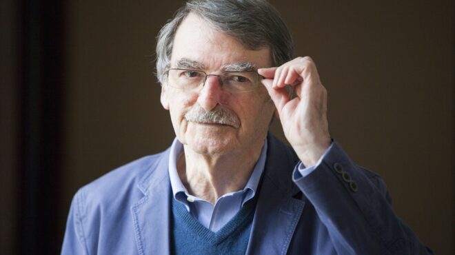 ντέιβιντ-λοτζ-ανελέητος-σαρκαστής-κα-563423098