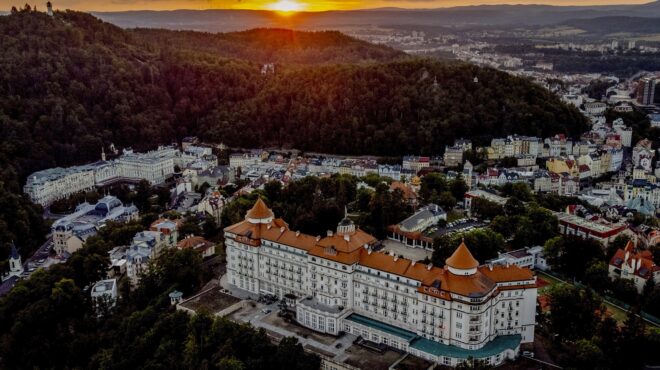 εξιχνίαση-εγκλημάτων-με-ήρωα-τον-καρλ-563424439