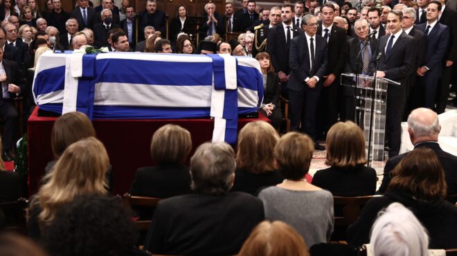 εγκώμια-και-μουρμούρα-στη-ν-δ-563412025