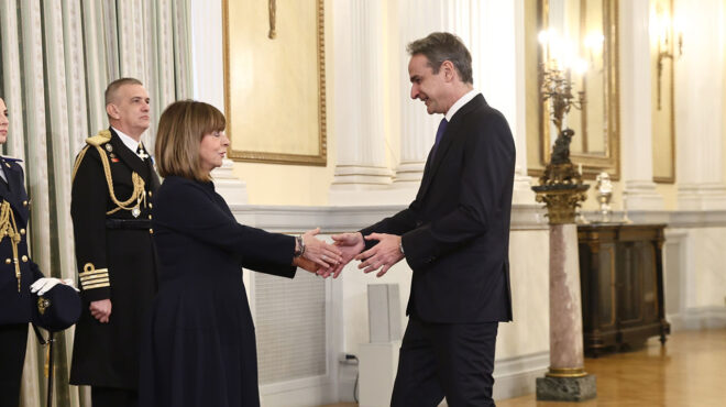 εν-αναμονή-λευκού-καπνού-για-την-προεδ-563417701