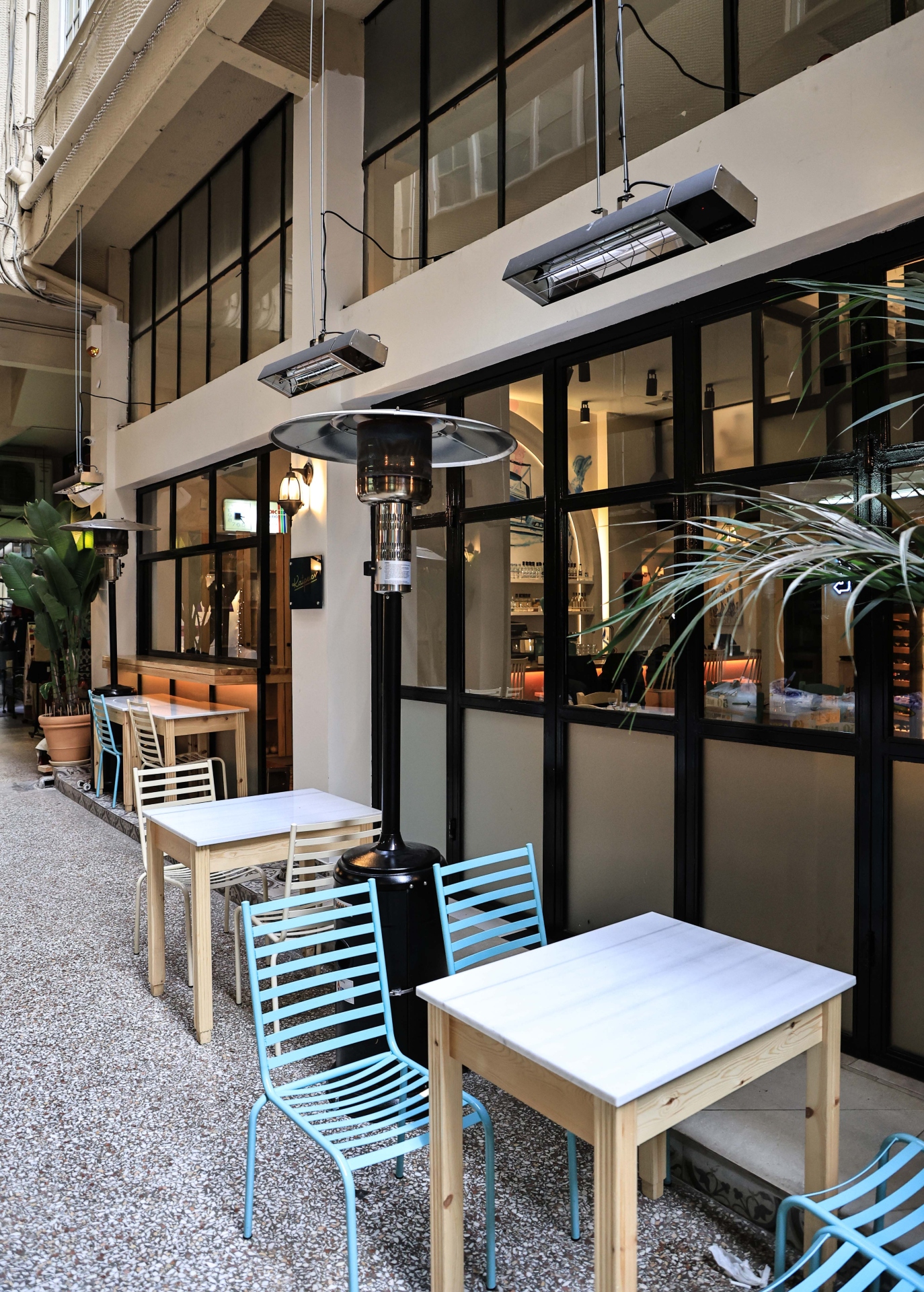 Στοά Καΐρη: Εκεί που η παλιά Αθήνα συναντά τα Airbnb-18