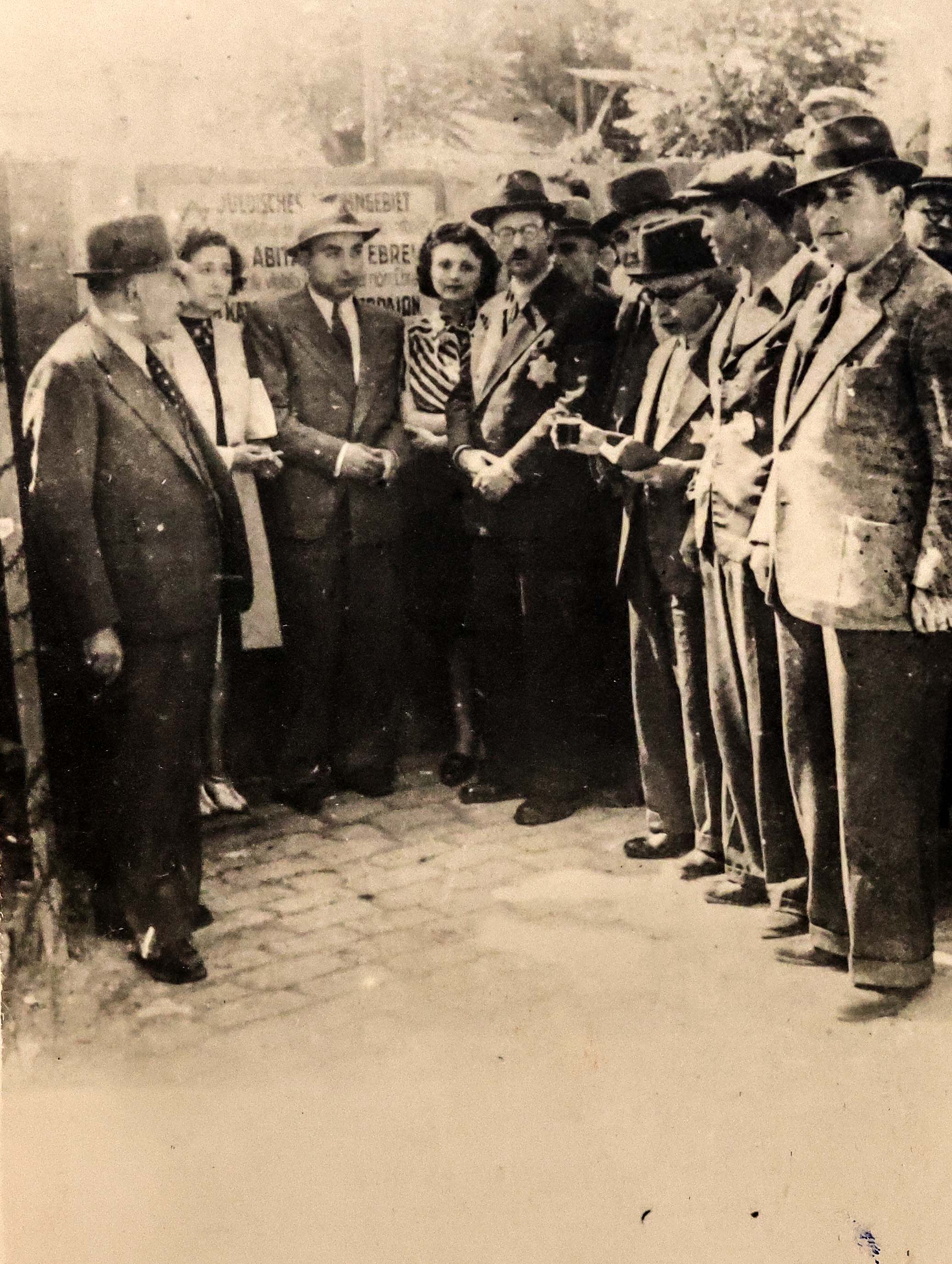 «Η μητέρα μου ανέβηκε δύο φορές στο τρένο για το Αουσβιτς»-5