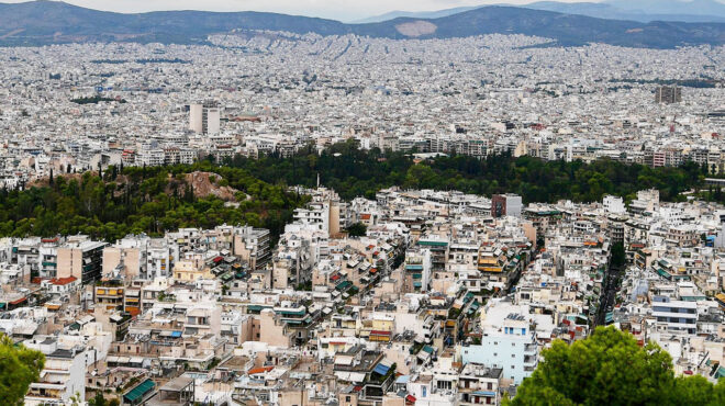 τρέχουν-να-εξασφαλίσουν-φθηνό-στεγασ-563419618