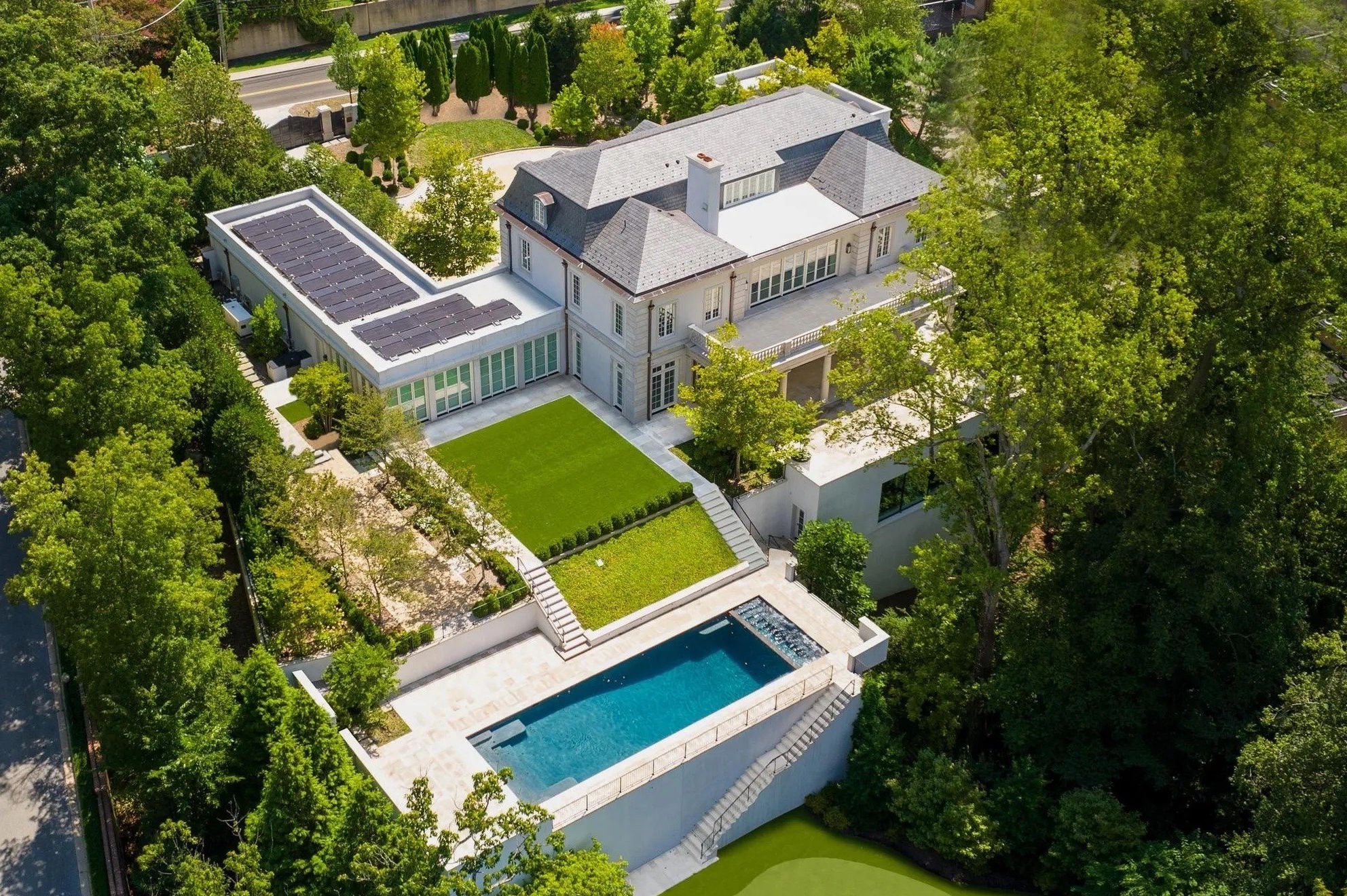 Φρενίτιδα με τις αγορές πολυτελών κατοικιών στην Ουάσιγκτον-1