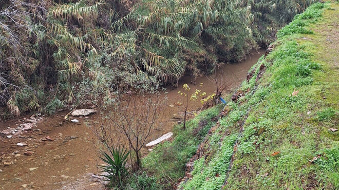 αποσυμφόρηση-των-ρεμάτων-με-φυσικά-μέ-563433490