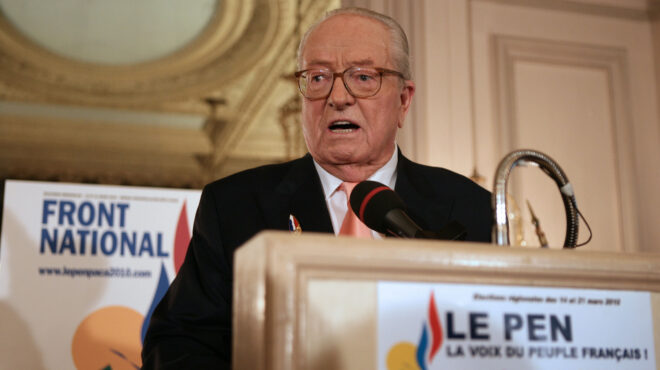 γαλλία-βεβηλώθηκε-ο-τάφος-του-ζαν-μαρί-563445994