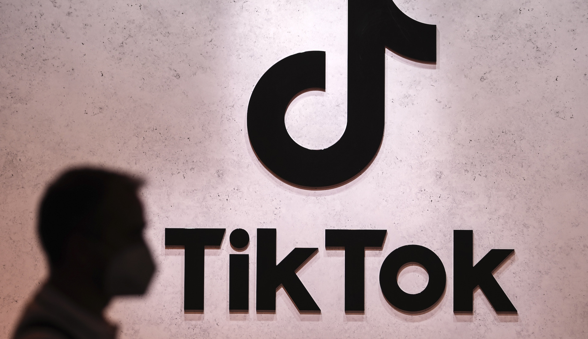 Αδειάζει η κλεψύδρα για το TikTok στις ΗΠΑ – Τα 3+1 σενάρια-1