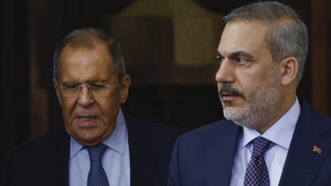 τηλεφωνική-επικοινωνία-των-υπεξ-ρωσί-563446288