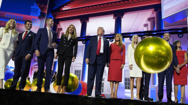 ηπα-η-οικογένεια-τραμπ-επιστρέφει-στο-563424562