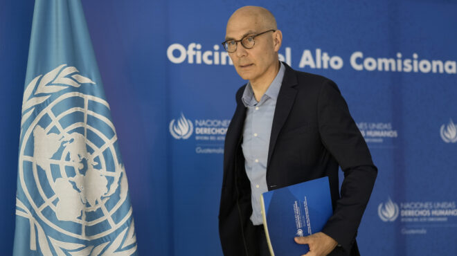 οηε-για-κατάργηση-fact-checking-ο-έλεγχος-του-περ-563410330