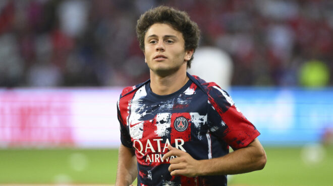 το-χαρισματικό-κεφάλι-του-ζοάο-νέβες-563431726