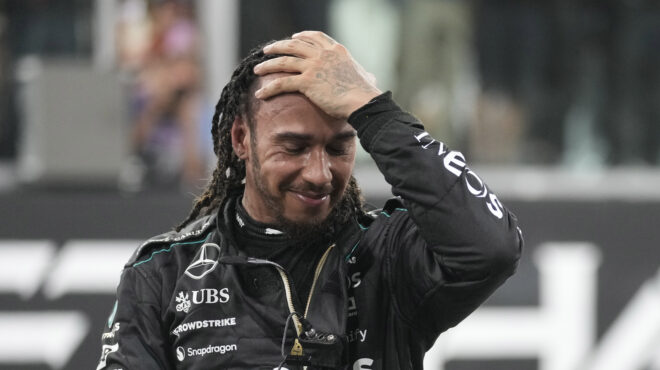 ο-λιούις-χάμιλτον-ξεκινά-από-την-αρχή-563414275