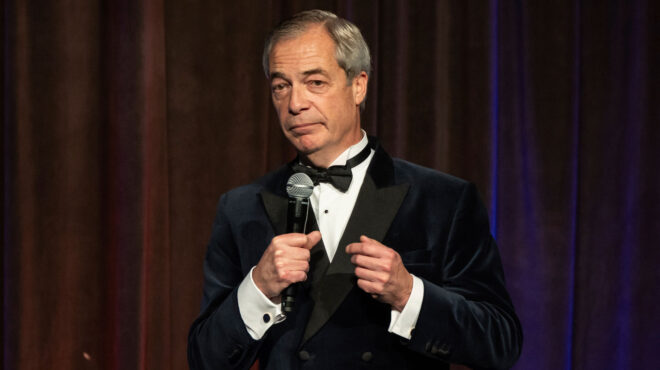 μασκ-κατά-φάρατζ-το-reform-uk-χρειάζεται-νέο-η-563403841