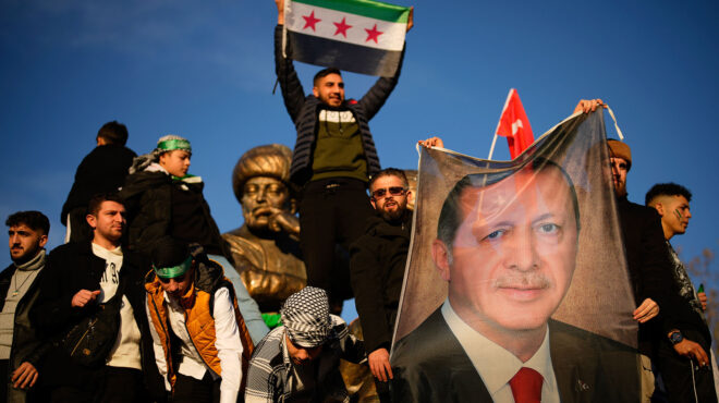 ο-επικίνδυνος-μεγαλοϊδεατισμός-του-ε-563421943