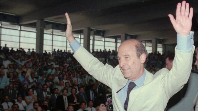 ο-αποχαιρετισμός-στον-κώστα-σημίτη-563403781