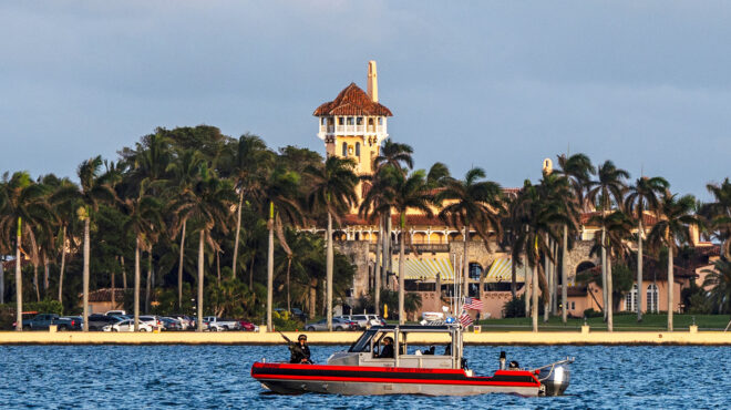 τραμπ-πολιτική-μαζί-με-μπίζνες-στο-μαρ-563408008