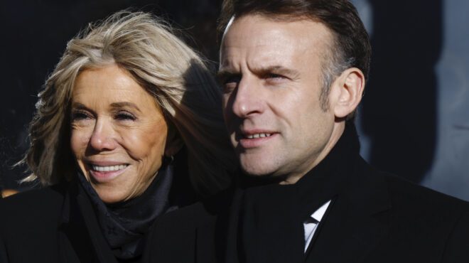 μπριζίτ-μακρόν-ο-εμανουέλ-θα-ολοκληρώ-563406946