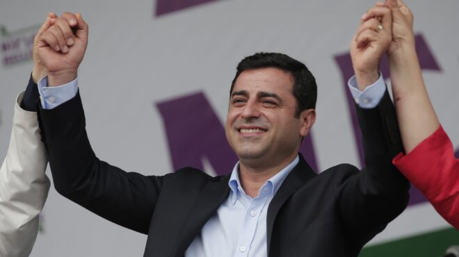 τουρκία-θετικός-ο-ντεμιρτάς-στην-πρωτ-563413366