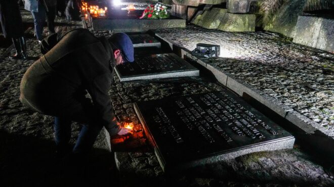 αουσβιτς-μόνο-επιζώντες-θα-μιλήσουν-σ-563414794