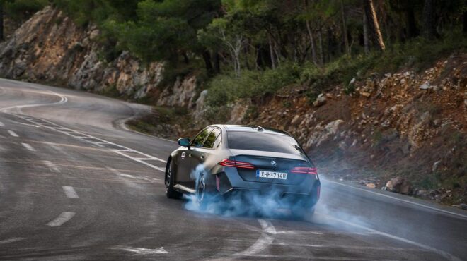 η-νέα-γνήσια-bmw-m5-την-κυριακή-2-φεβρουαρ-563444128
