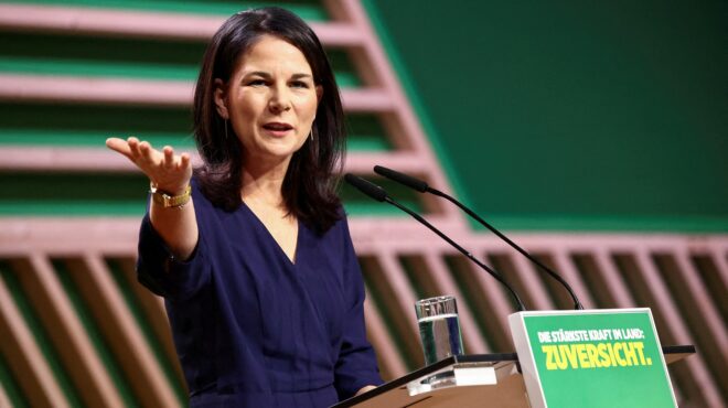 γερμανία-πρώτη-επικοινωνία-μπέρμποκ-563439478