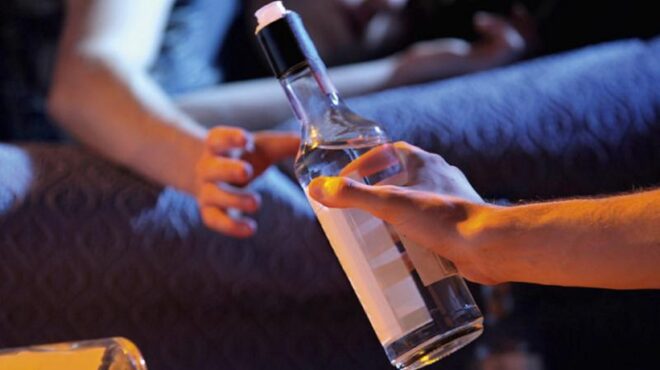 τουρκία-το-νοθευμένο-αλκοόλ-σκότωσε-23-563419765