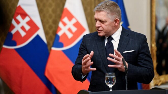 ουκρανία-αυξανόμενη-ένταση-μεταξύ-κι-563443339