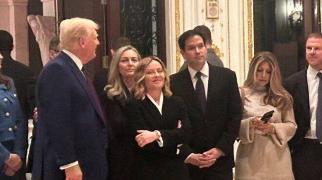 μελόνι-συνάντηση-με-τραμπ-στο-μαρ-α-λάγ-563403508