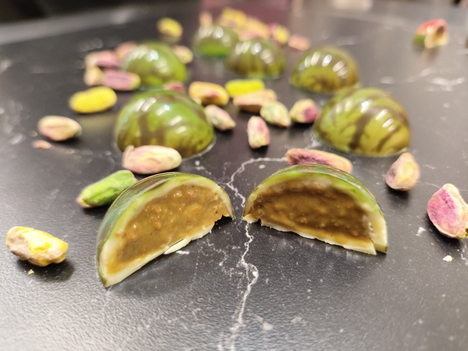 Γλυκά από κανταΐφι και φιστίκι: Η ελληνική απάντηση στη Dubai Chocolate-4