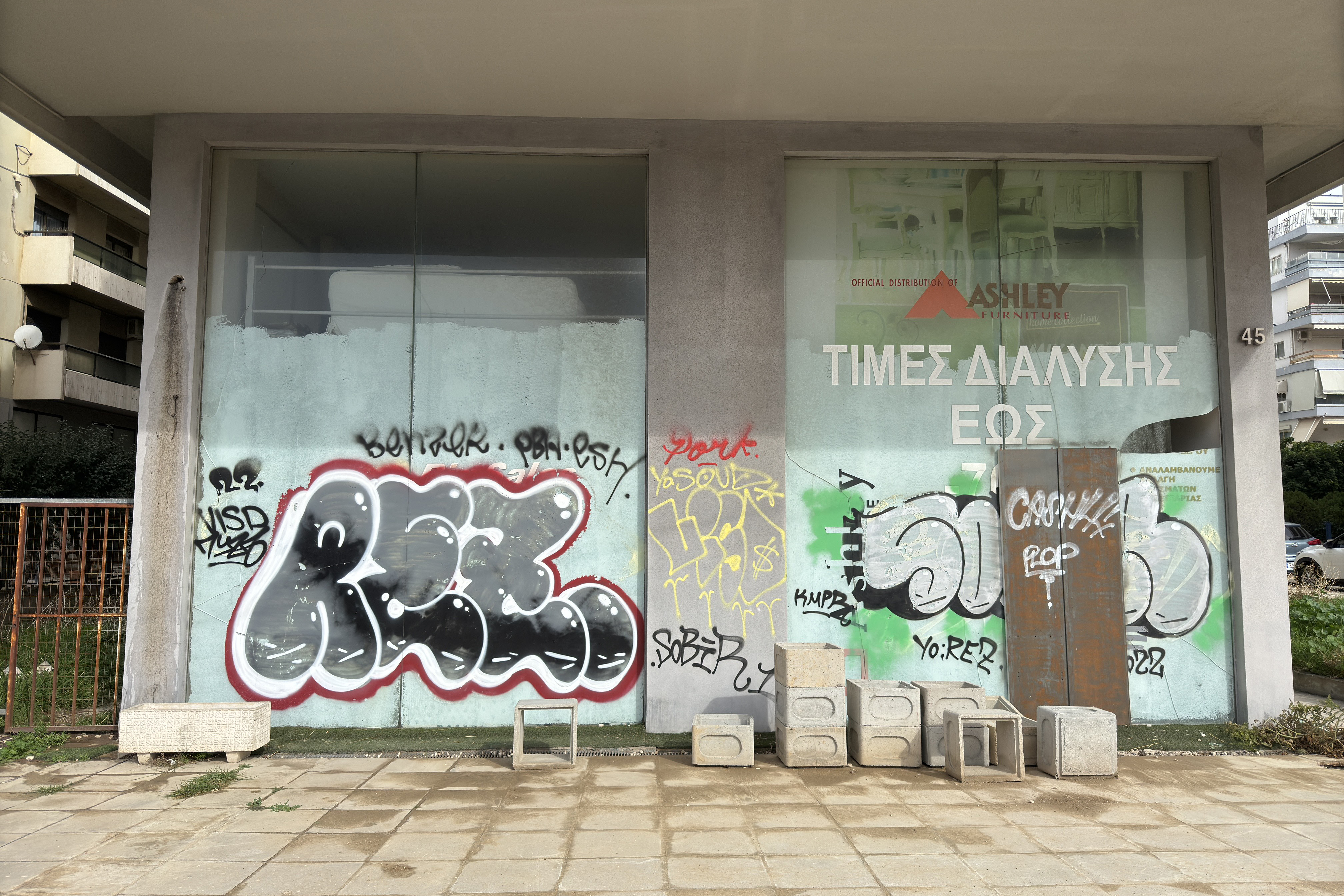 Οι αγωγοί που «πνίγουν» την Αθηναϊκή Ριβιέρα-5