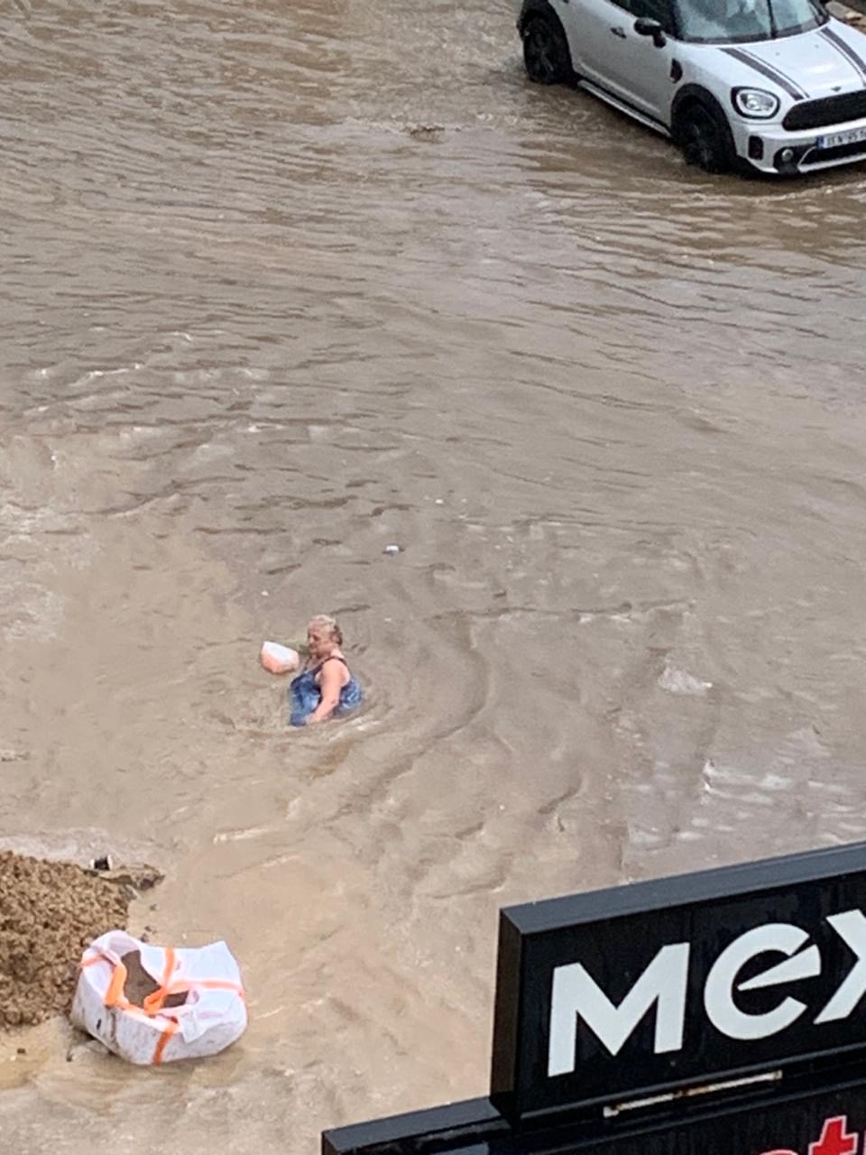 Οι αγωγοί που «πνίγουν» την Αθηναϊκή Ριβιέρα-10