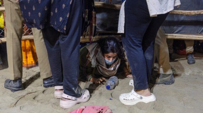 τραγωδία-στην-ινδία-δεκάδες-άνθρωποι-563441350