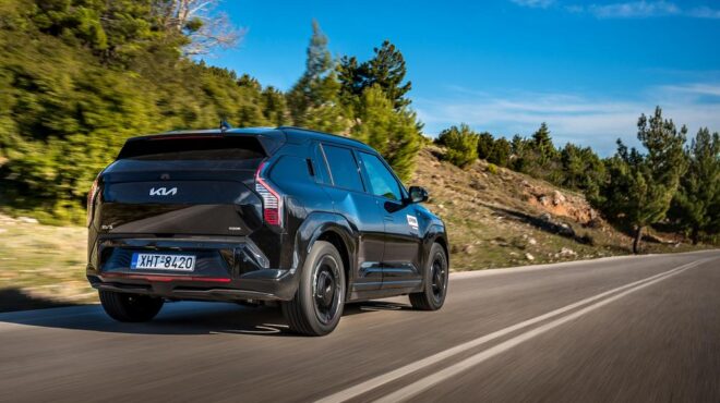 οδηγούμε-στην-ελλάδα-το-αμιγώς-ηλεκτρ-563444122