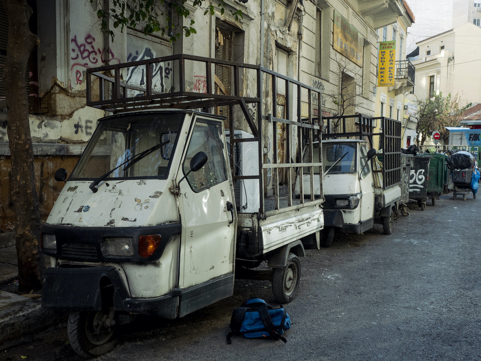 Οι «δύτες» των κάδων δικτυώνονται-2