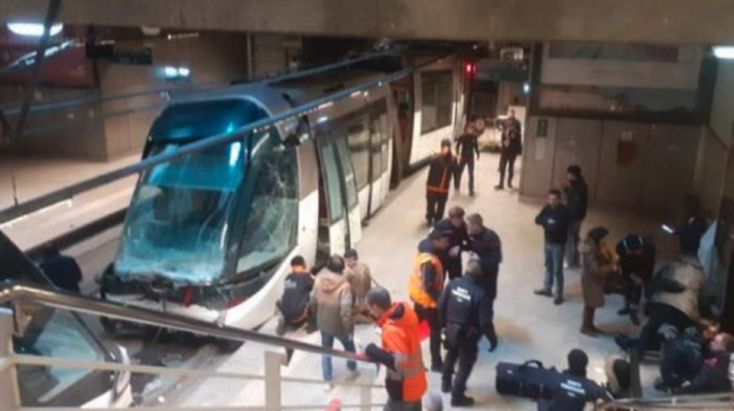 σύγκρουση-τραμ-στο-στρασβούργο-δεκά-563413336