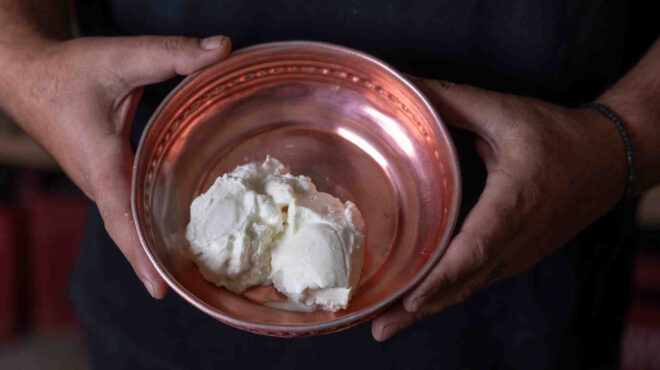 σπιτικό-πρόβειο-γιαούρτι-βήμα-βήμα-563412931