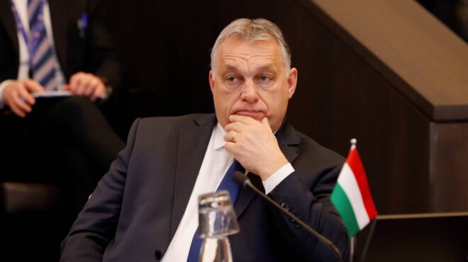 ηπα-επιβολή-κυρώσεων-σε-στενό-συνεργά-563405053