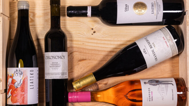 λιάτικο-το-ελληνικό-pinot-noir-563442073