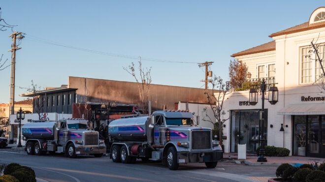 λος-αντζελες-10-000-δολάρια-την-ημέρα-για-ιδ-563415283