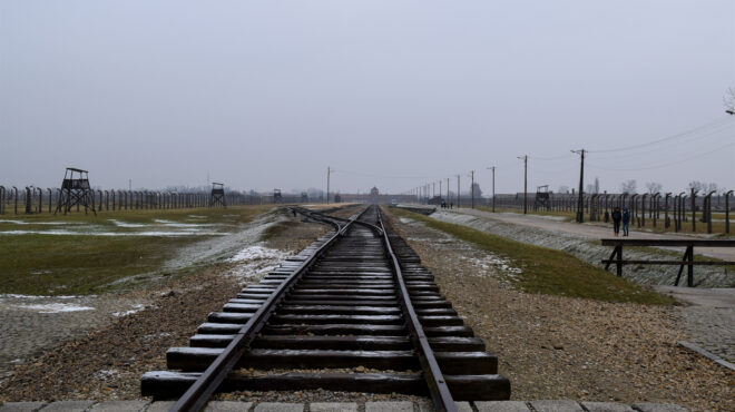 ζώντας-στο-μεταίχμιο-του-θανάτου-563413264