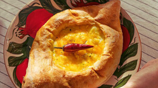 το-γεωργιανό-χατσαπούρι-αλλά-με-ελλην-563431444