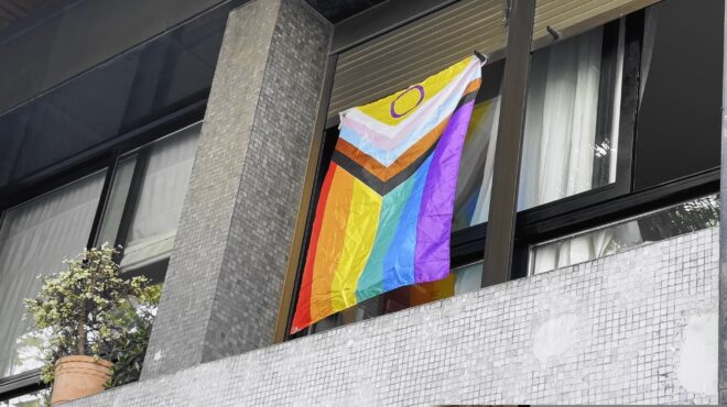 γερμανία-περίπου-100-άτομα-την-ημέρα-υπο-563419885