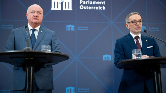 πρώτο-βήμα-για-σχηματισμό-κυβέρνησης-563414428