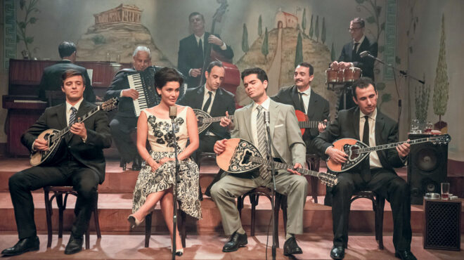 γιατί-η-gen-z-κάνει-ουρές-για-τον-καζαντζίδ-563401048