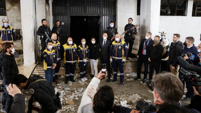 στη-δαμασκό-οι-υπεξ-γαλλίας-και-γερμαν-563400892