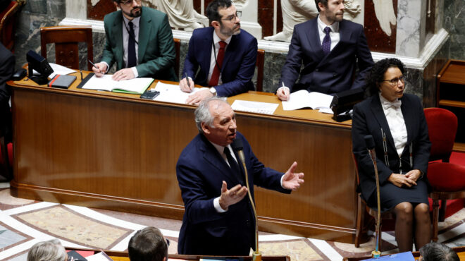 γαλλία-στα-πρόθυρα-της-κατάρρευσης-οι-563441605