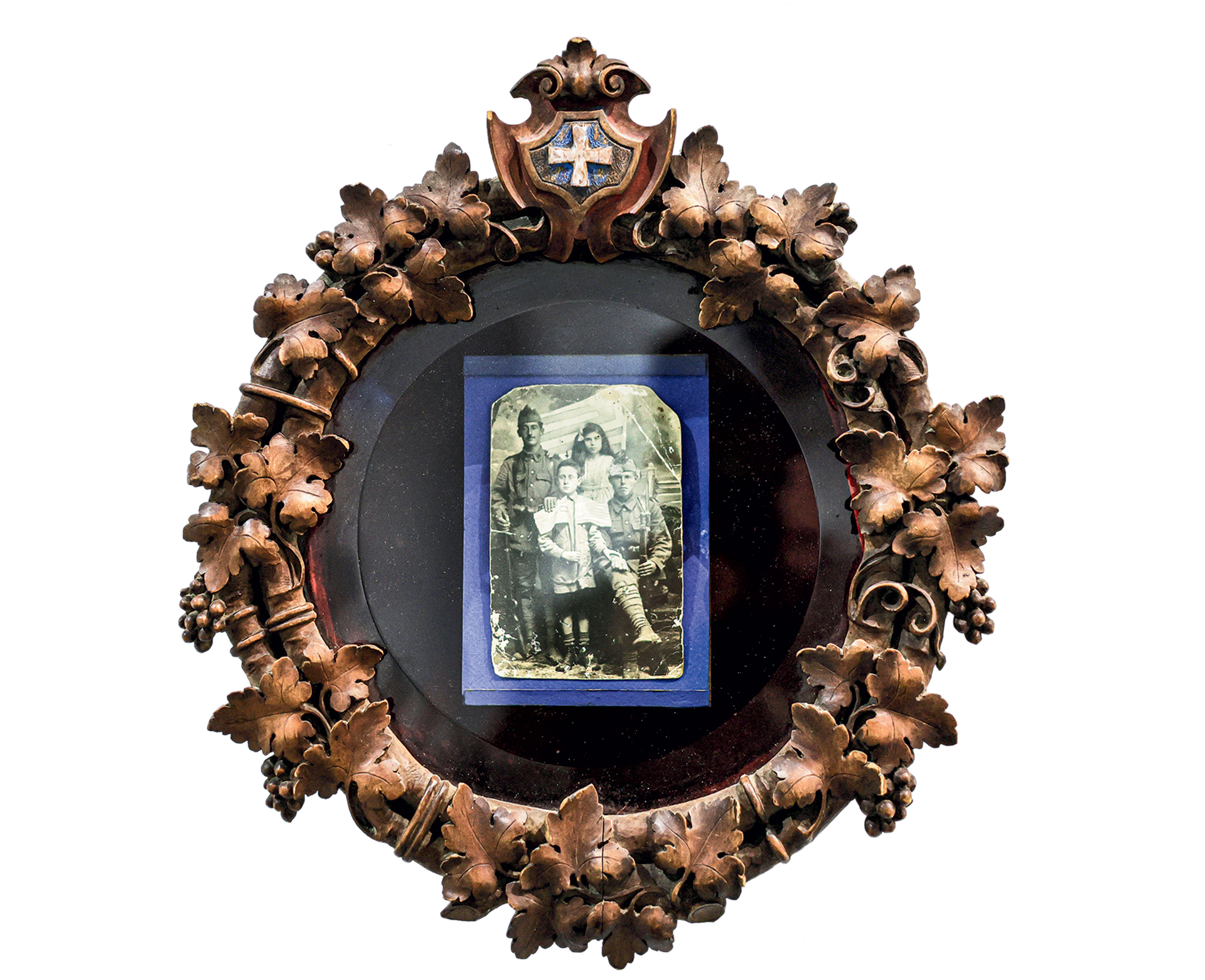 «Στις ζωγραφιές κουβαλάω τον κόσμο»-2