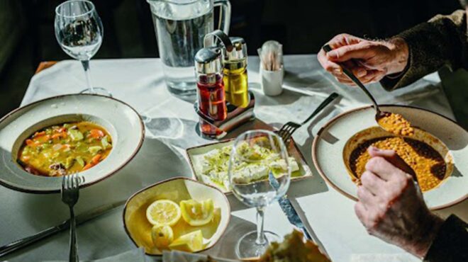 στο-κολωνάκι-για-μαμαδίσια-πιάτα-και-γ-563446435